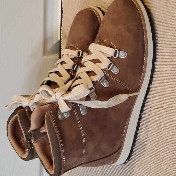 Universal Threads Woman's Combat boots size 9 - Picture 2 of 7